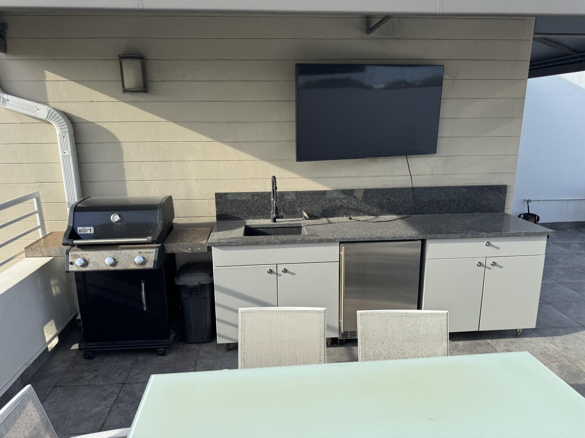 MARK DOWNTOWN CONDO - Residential Lease