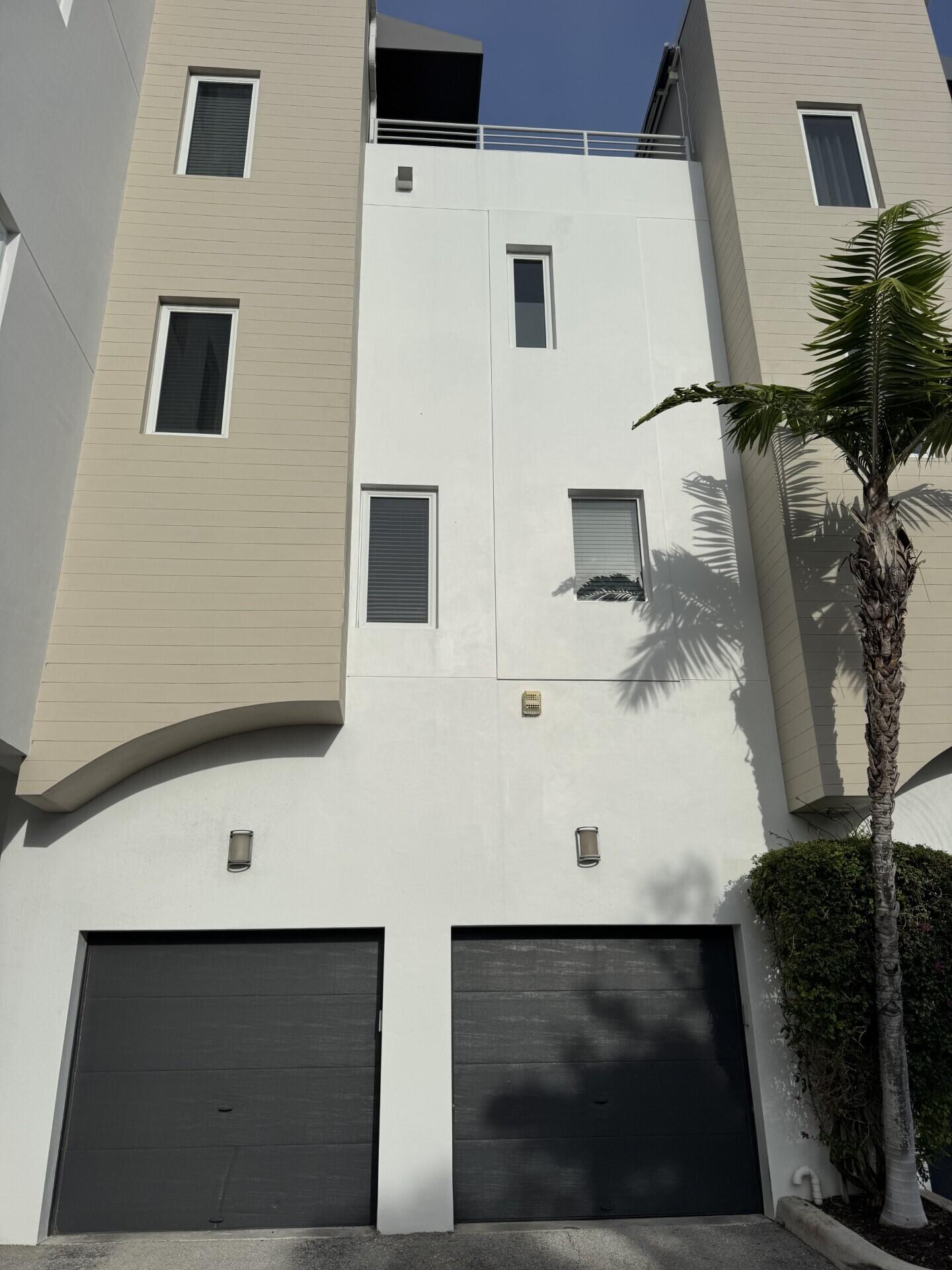 MARK DOWNTOWN CONDO - Residential Lease