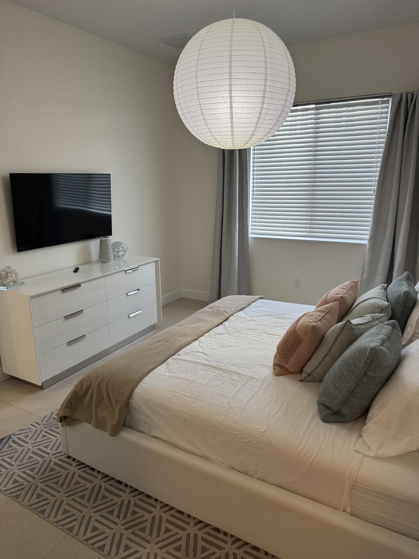 MARK DOWNTOWN CONDO - Residential Lease