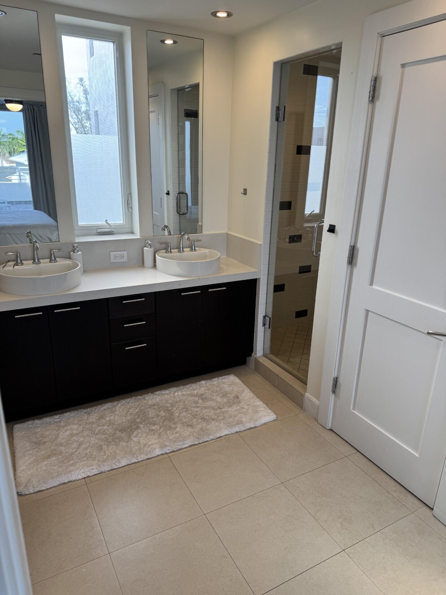 MARK DOWNTOWN CONDO - Residential Lease