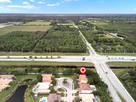 A home in Lake Worth