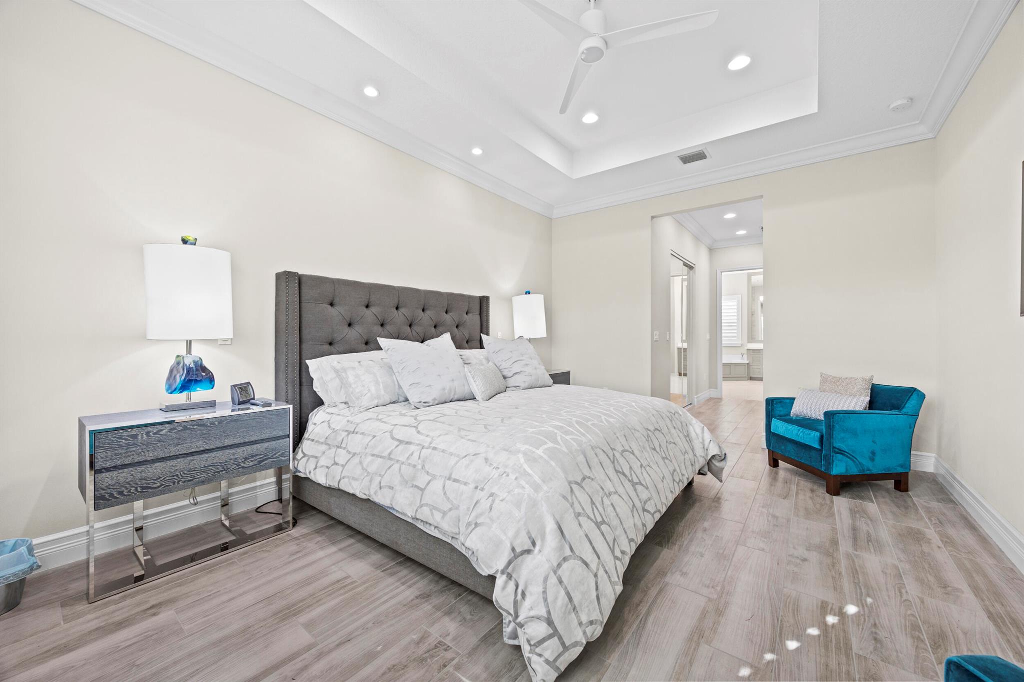 Valencia Bay - Residential