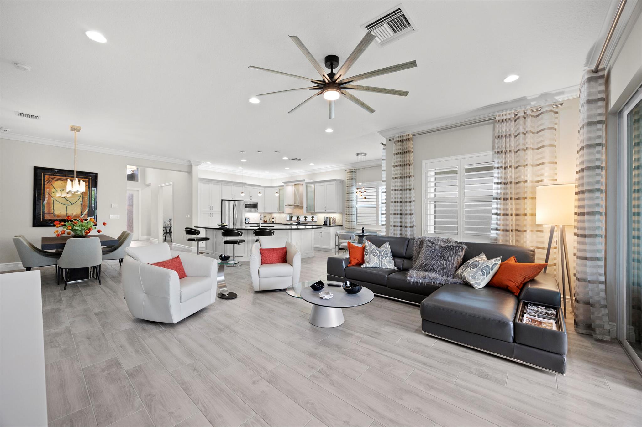 Valencia Bay - Residential