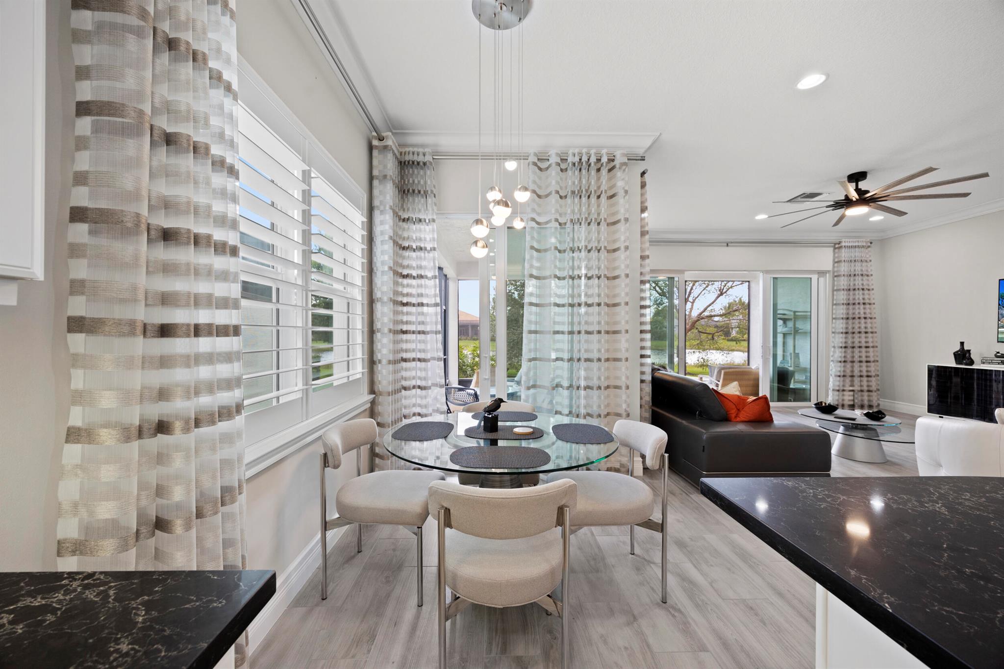 Valencia Bay - Residential