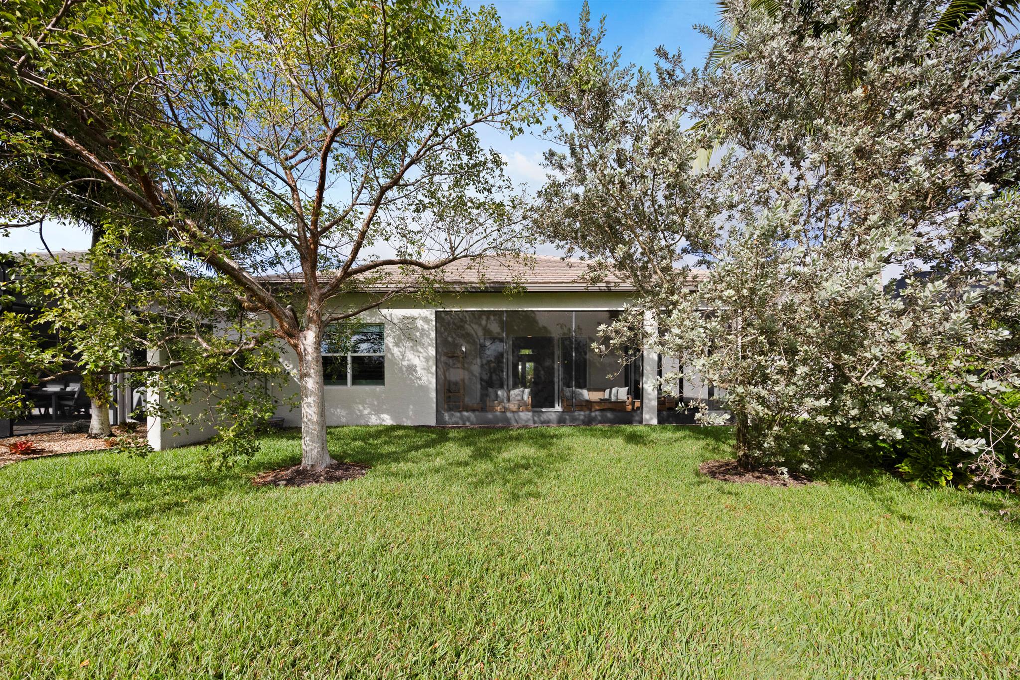 Valencia Bay - Residential