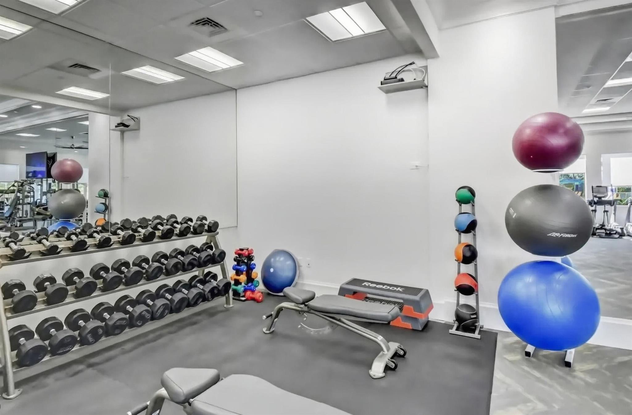 Valencia Bay - Residential