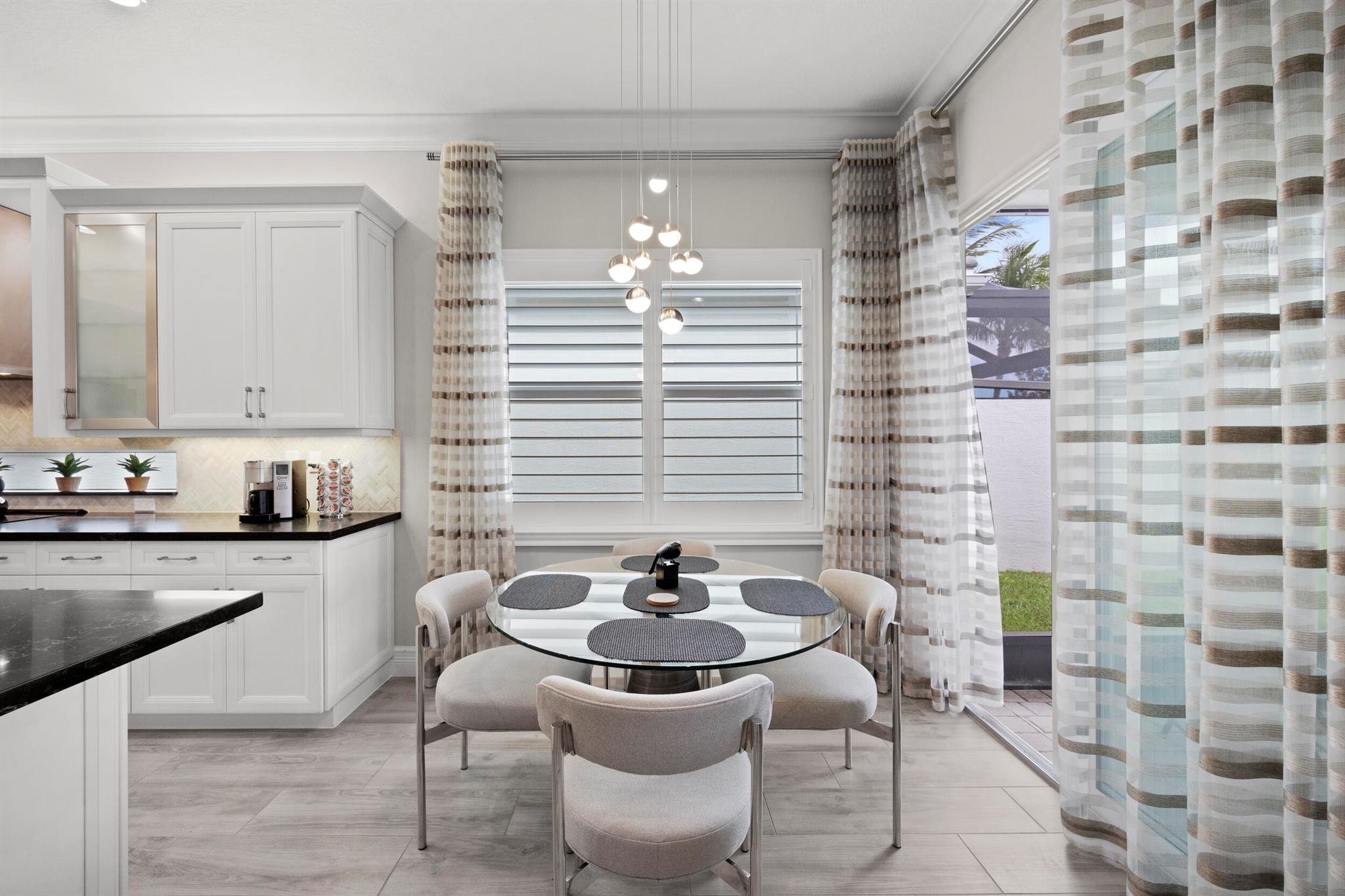 Valencia Bay - Residential