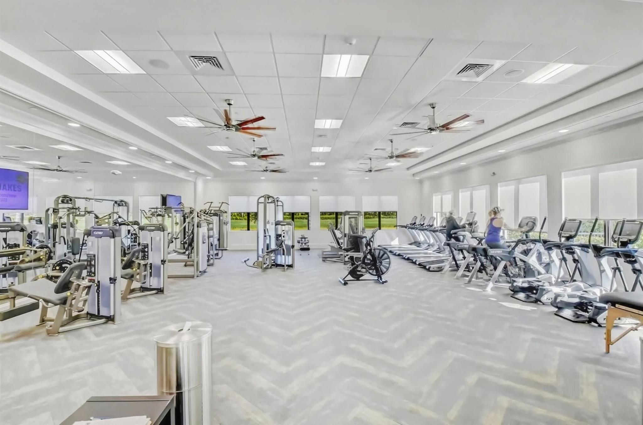 Valencia Bay - Residential