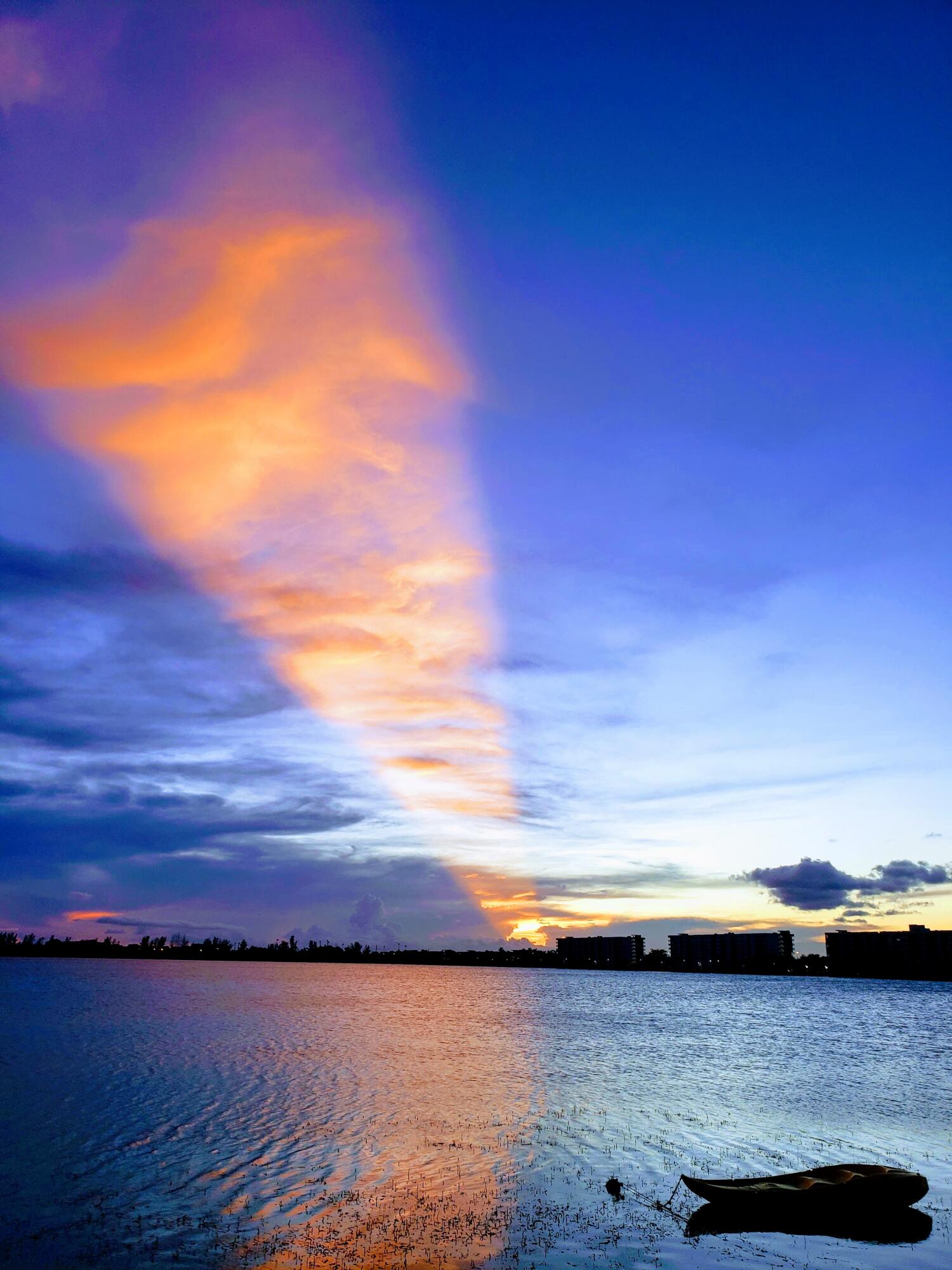 LAKE EMERALD CONDOMINIUM NO - Residential