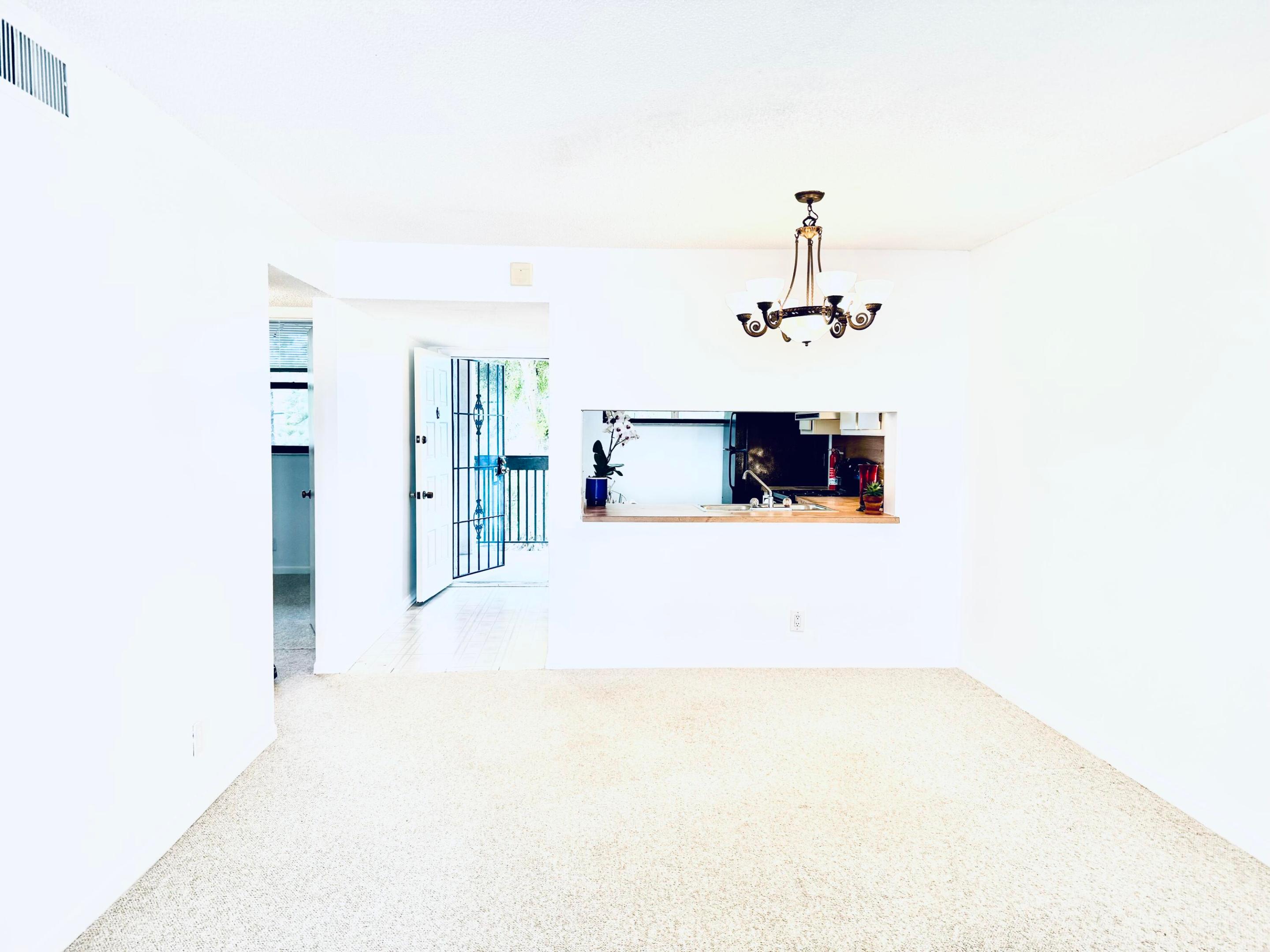 112 Lake Emerald Drive 204