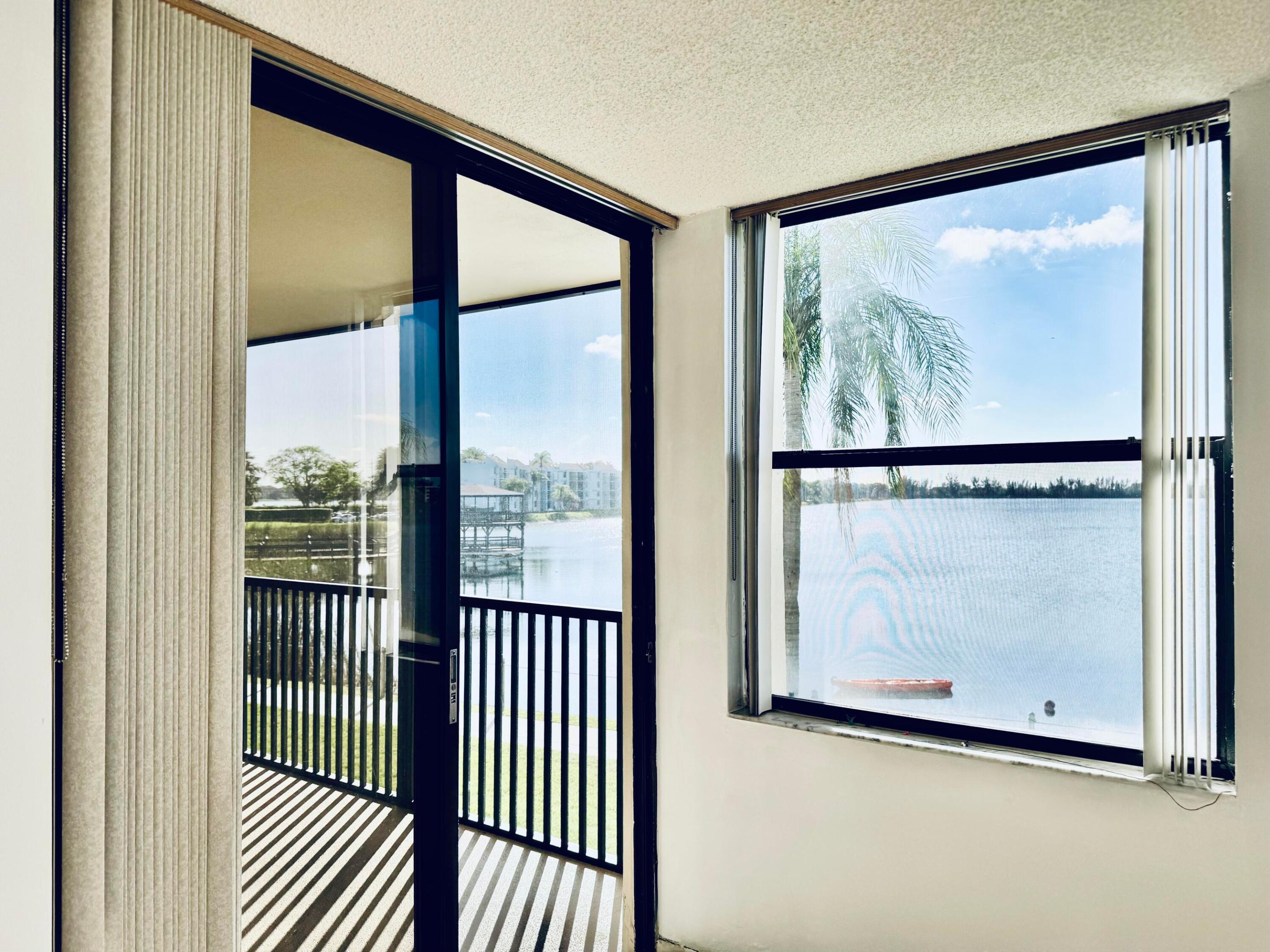 LAKE EMERALD CONDOMINIUM NO - Residential