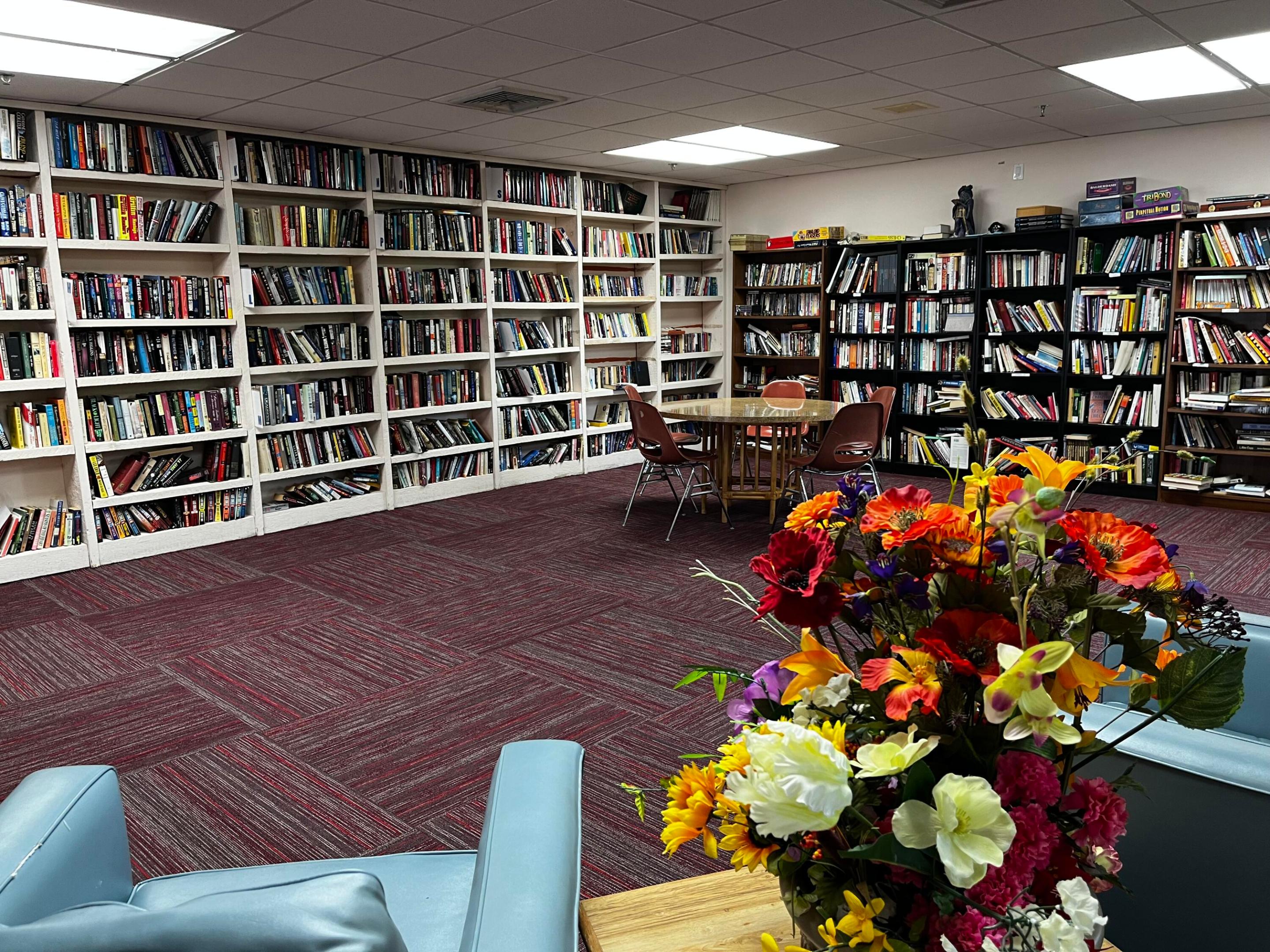 LAKE EMERALD CONDOMINIUM NO - Residential