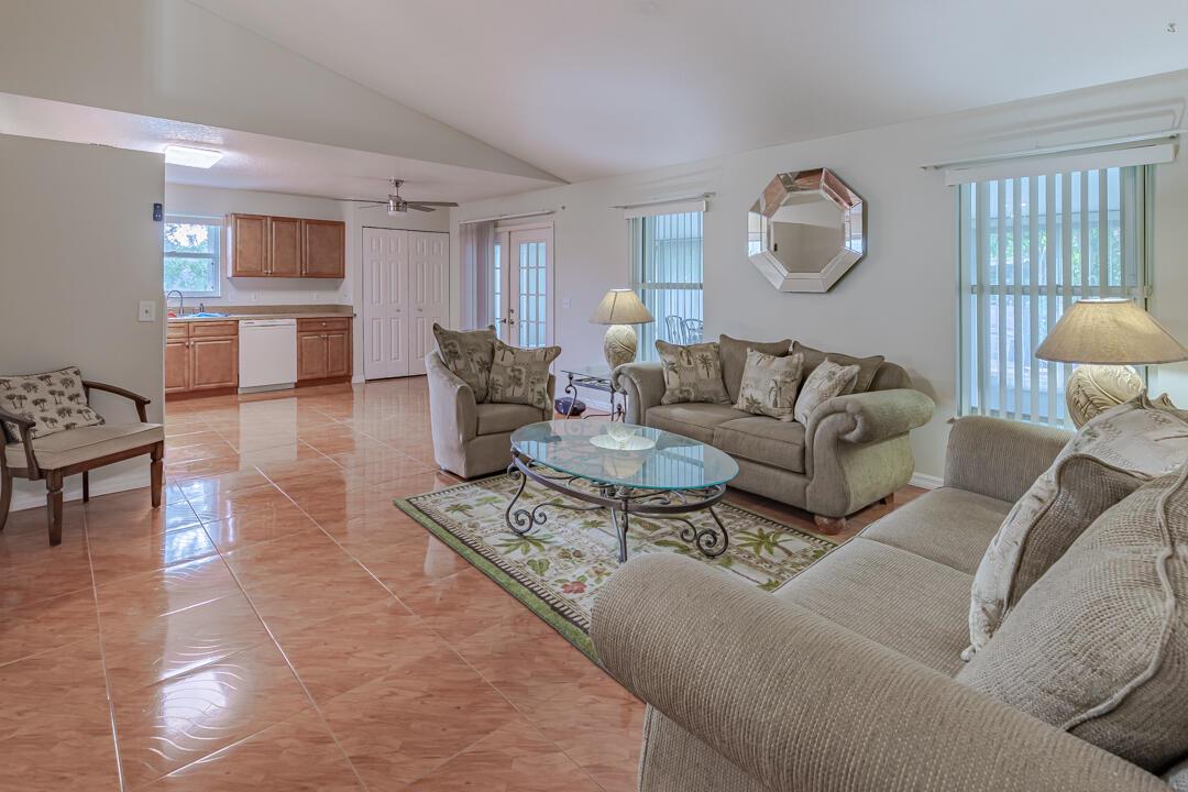 2830 SE Cabana Lane