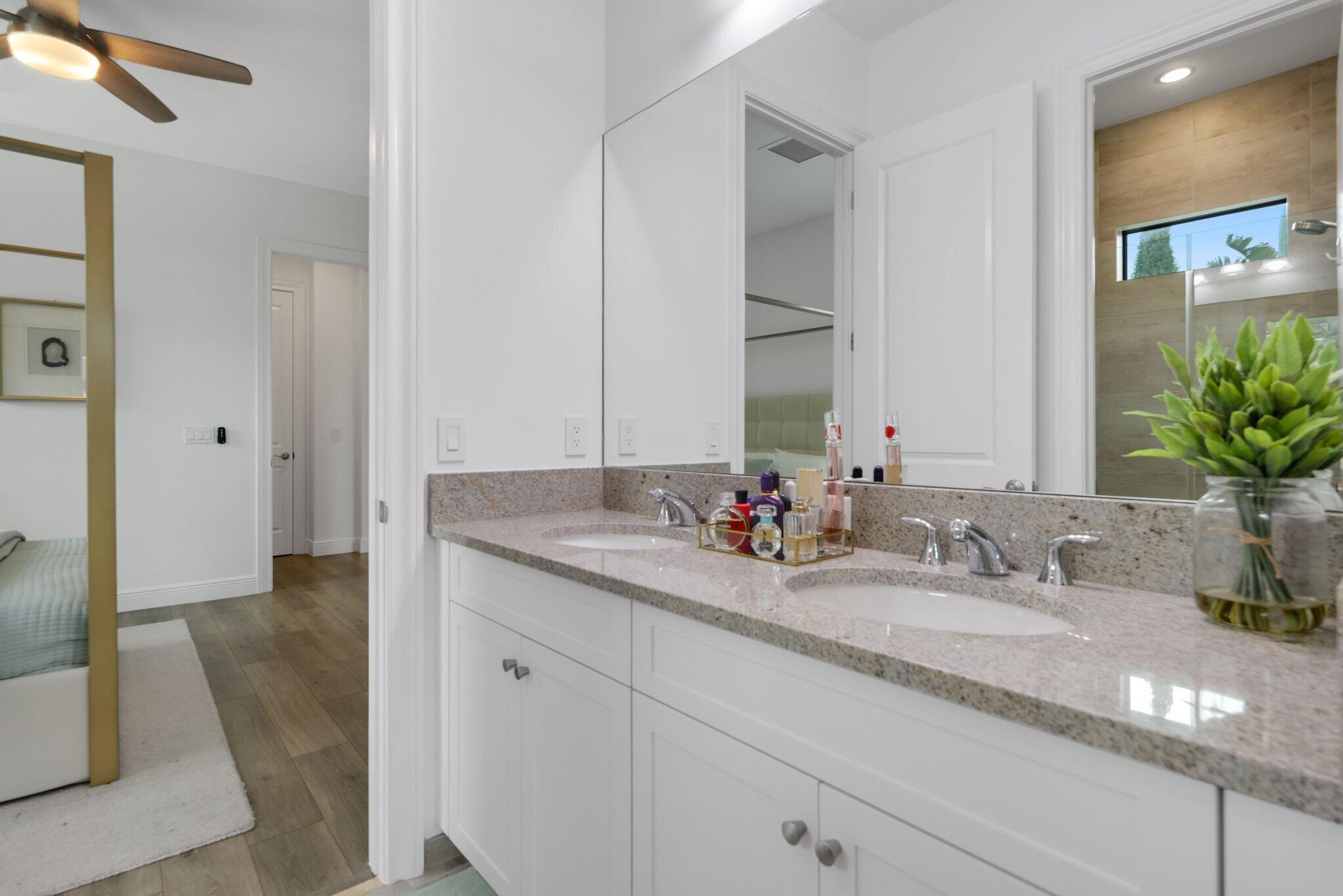 ROYAL PALM POLO - Residential