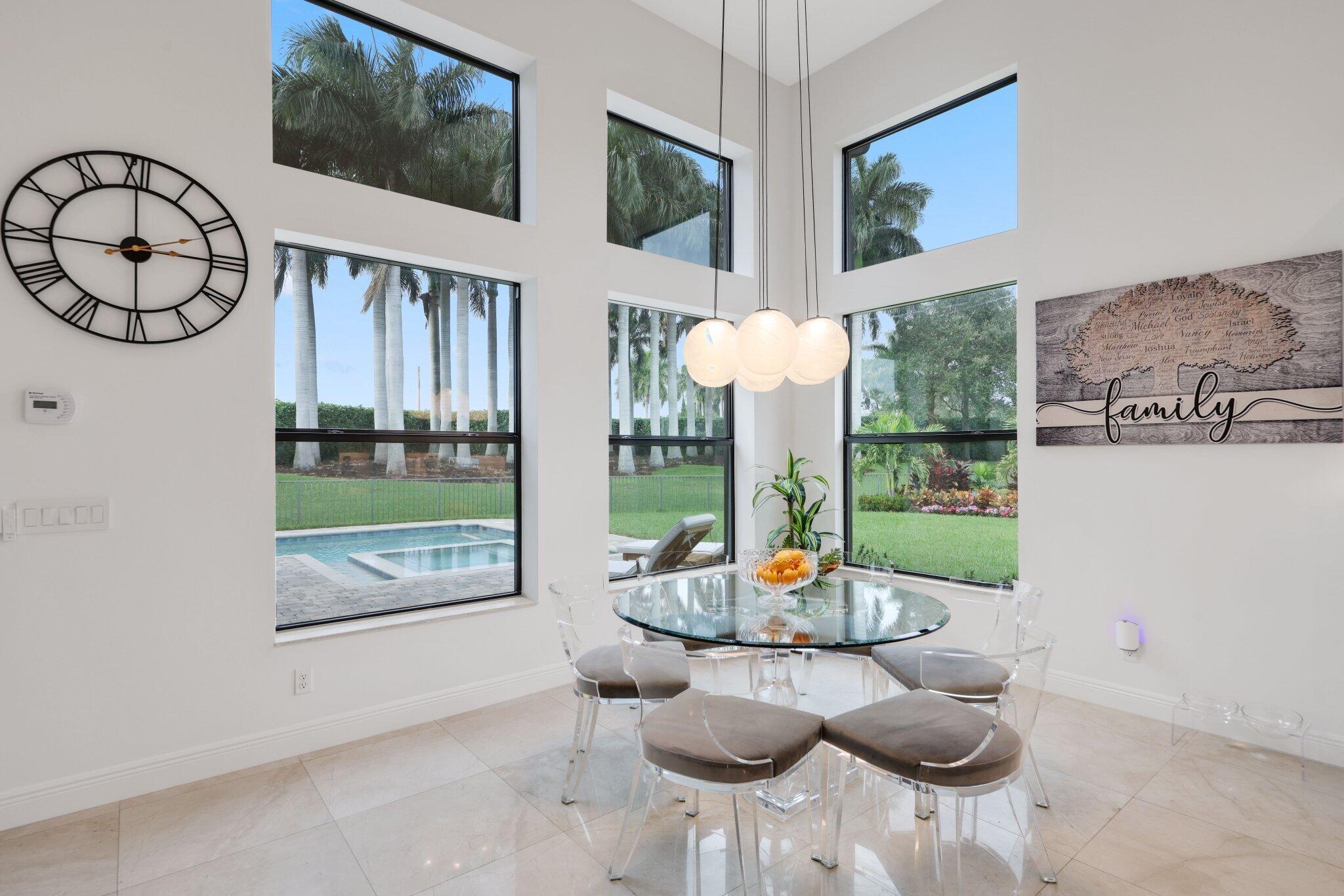 ROYAL PALM POLO - Residential