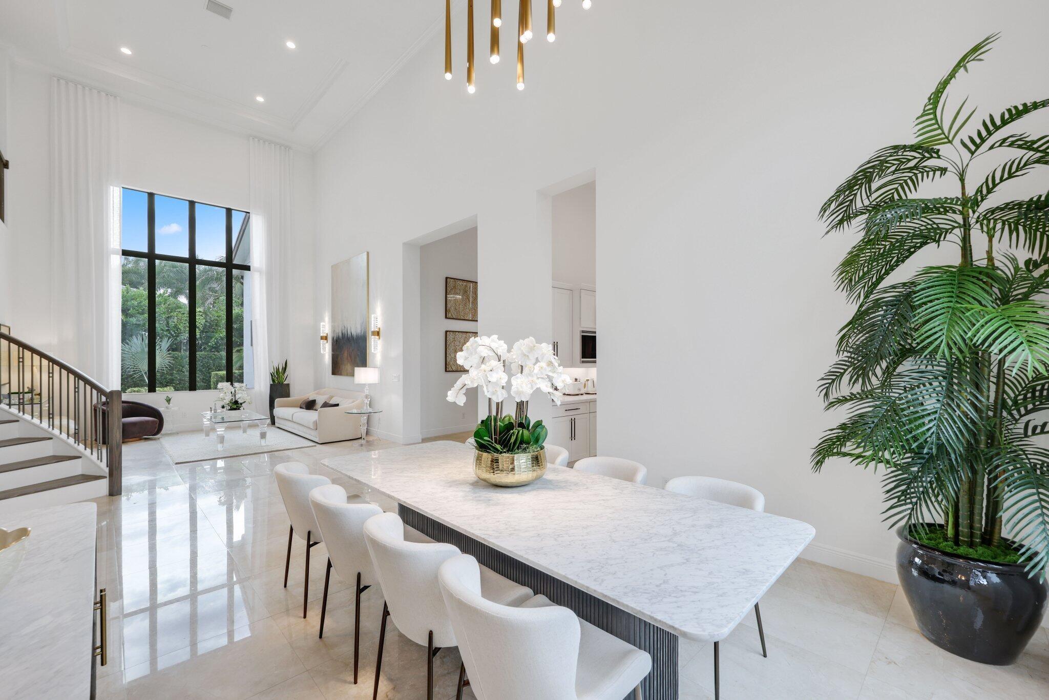 ROYAL PALM POLO - Residential