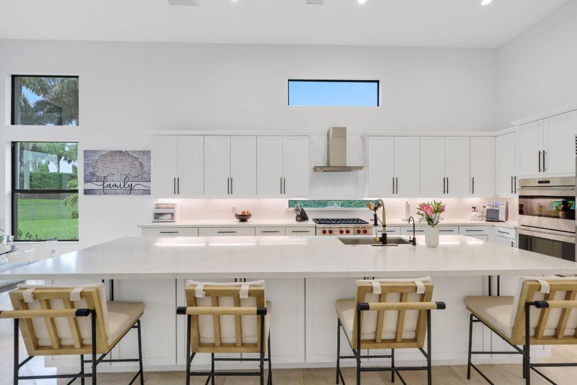 ROYAL PALM POLO - Residential