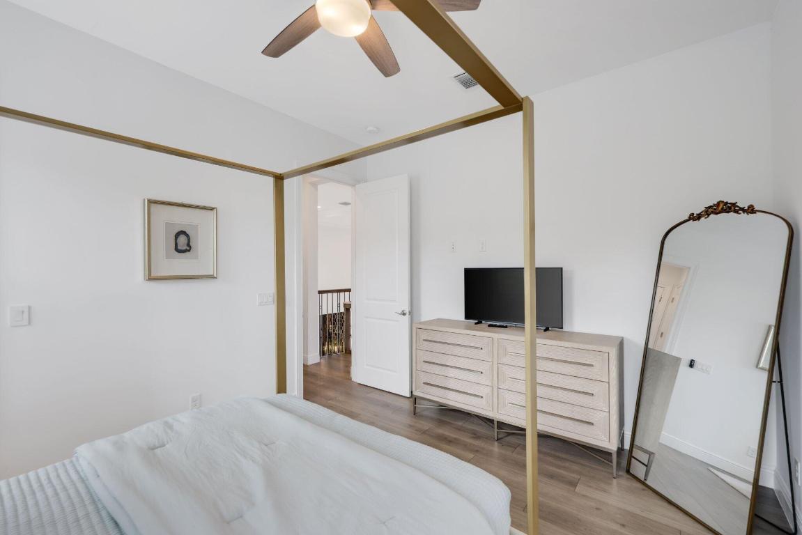 ROYAL PALM POLO - Residential