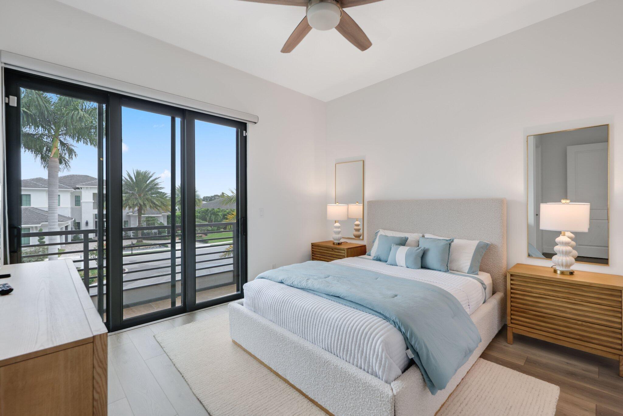 ROYAL PALM POLO - Residential