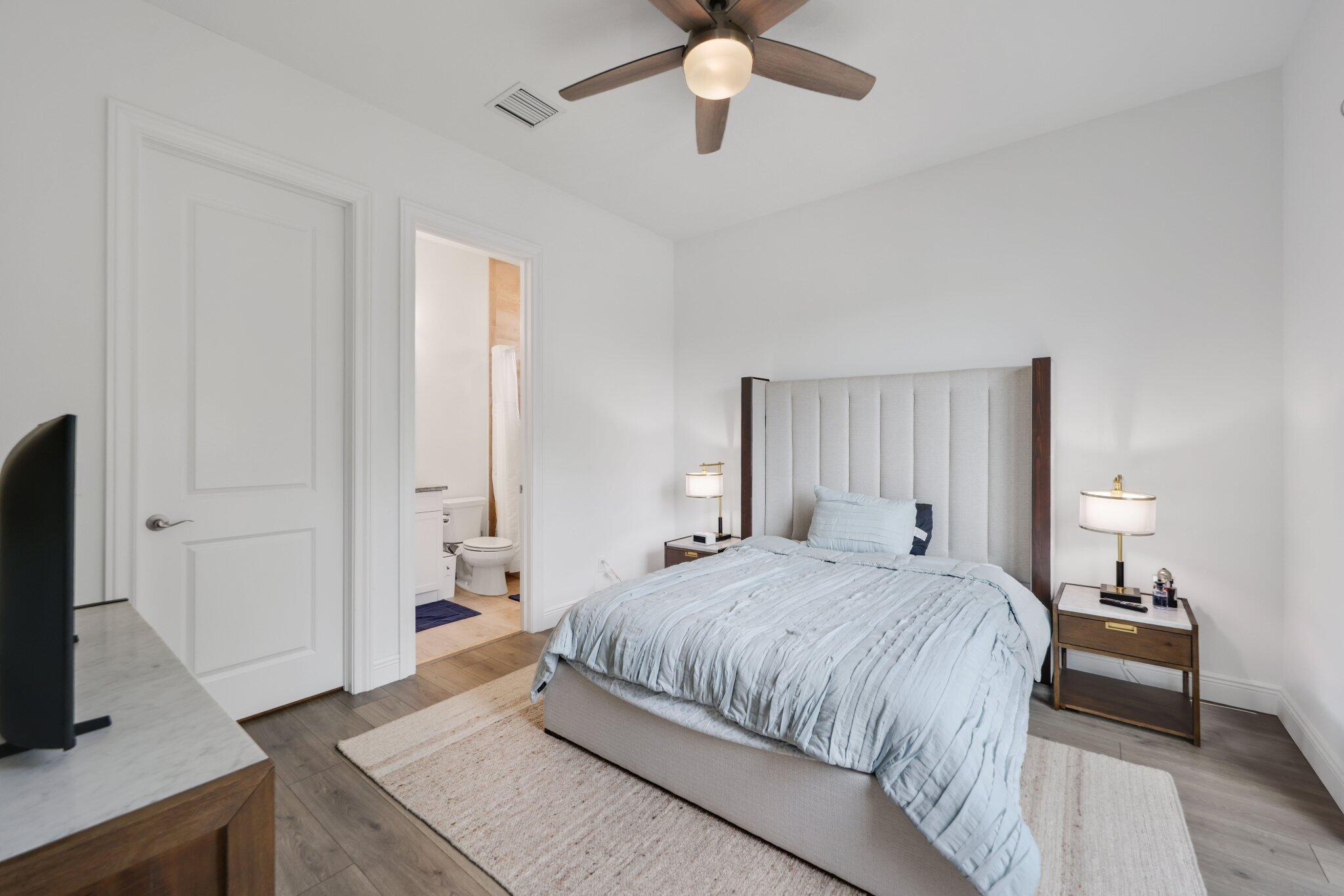 ROYAL PALM POLO - Residential