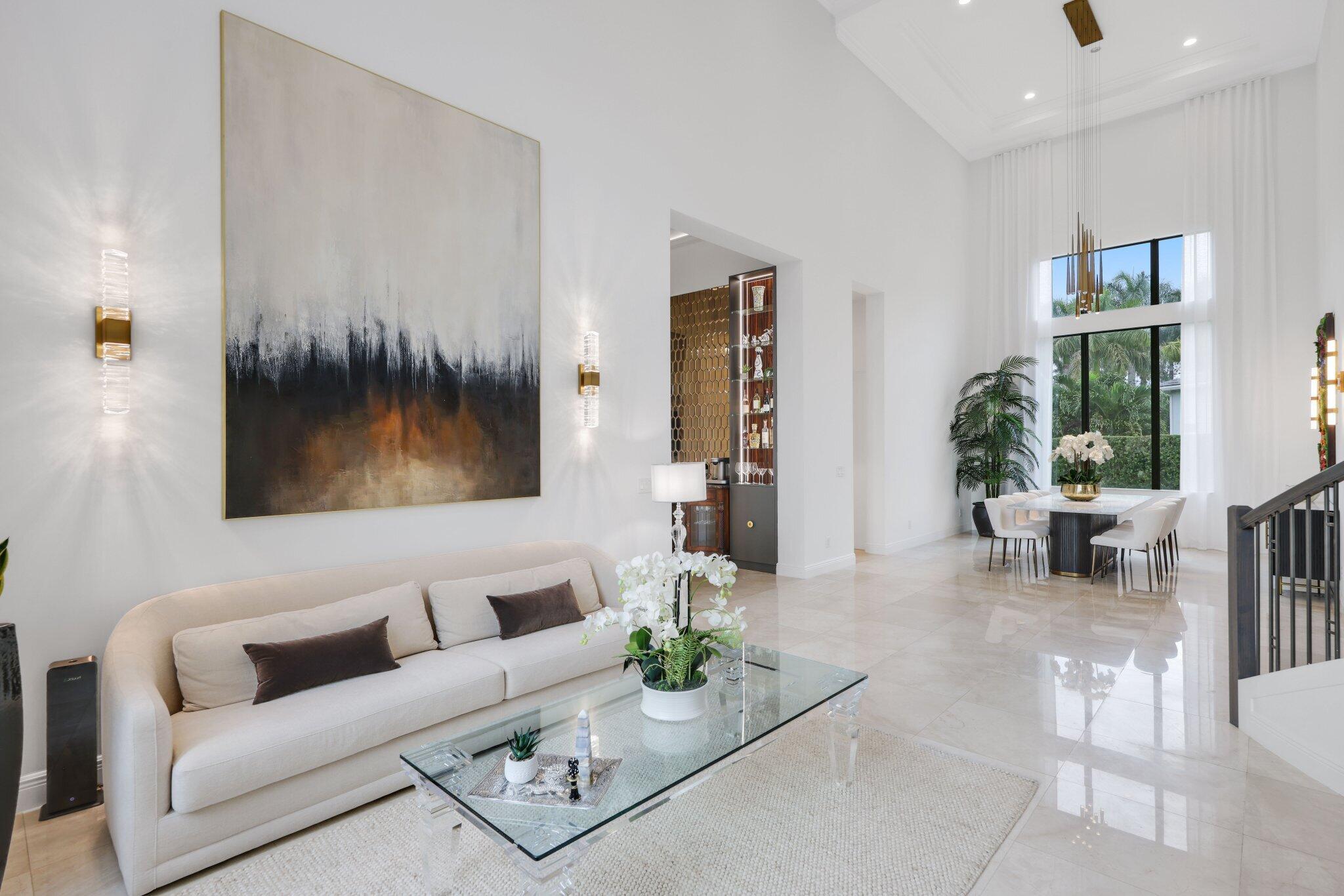 ROYAL PALM POLO - Residential