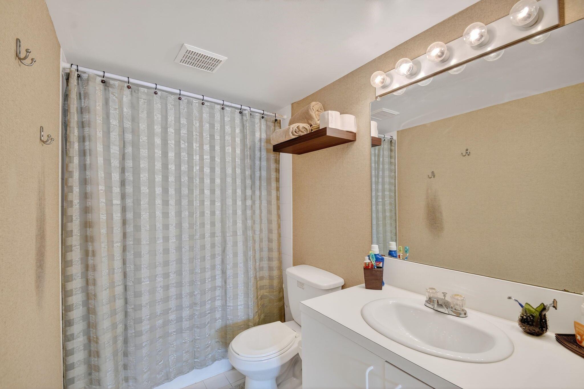 MILANO CONDO - Residential Lease