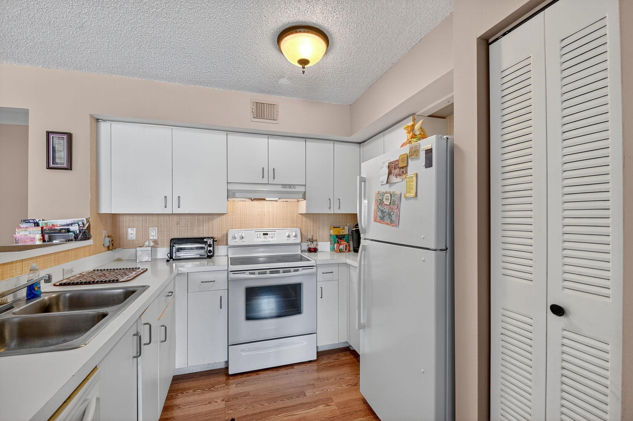 MILANO CONDO - Residential Lease