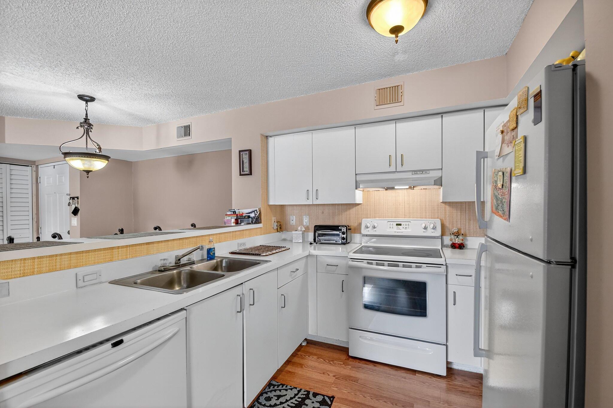 MILANO CONDO - Residential Lease