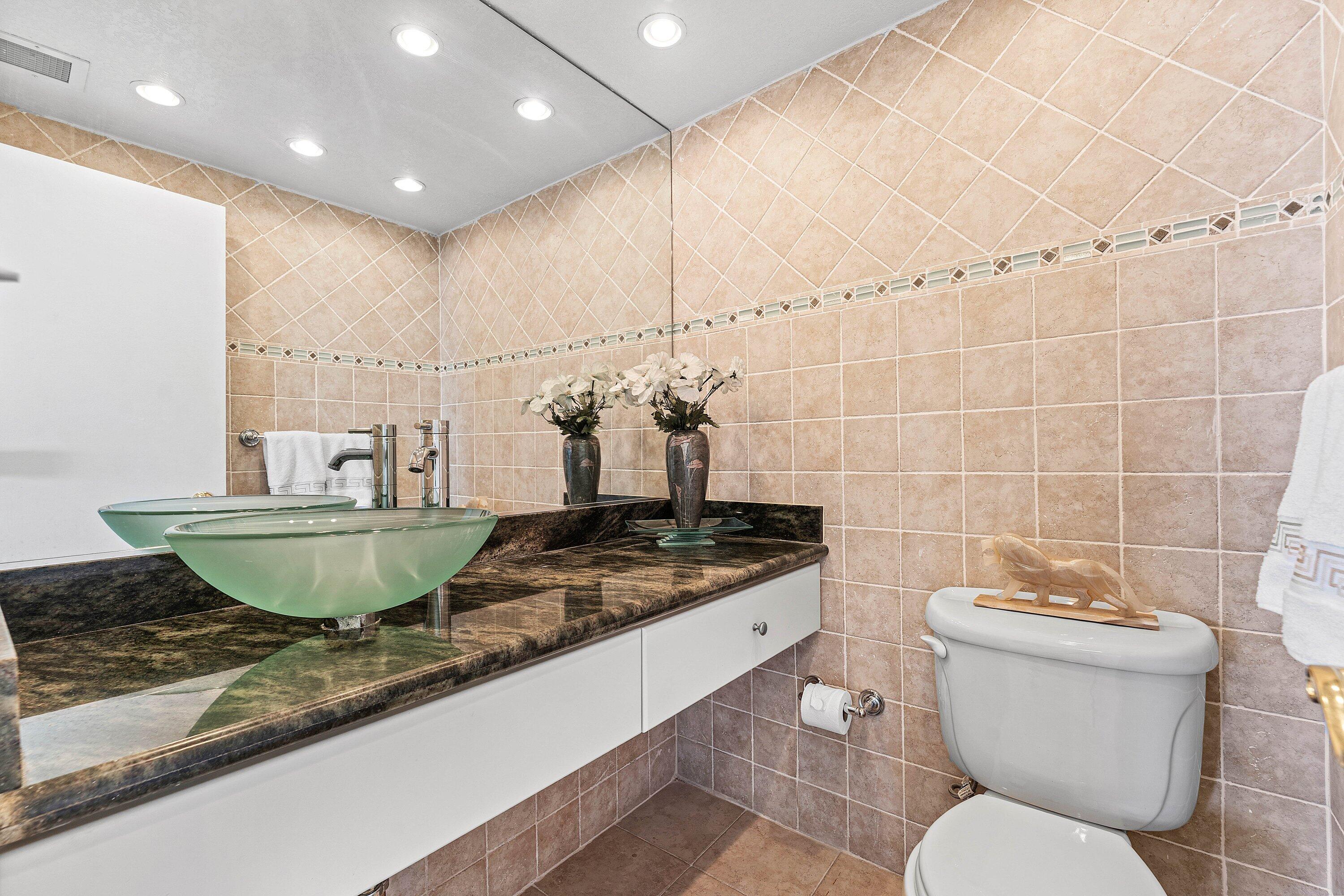 HEMISPHERES CONDO - Residential
