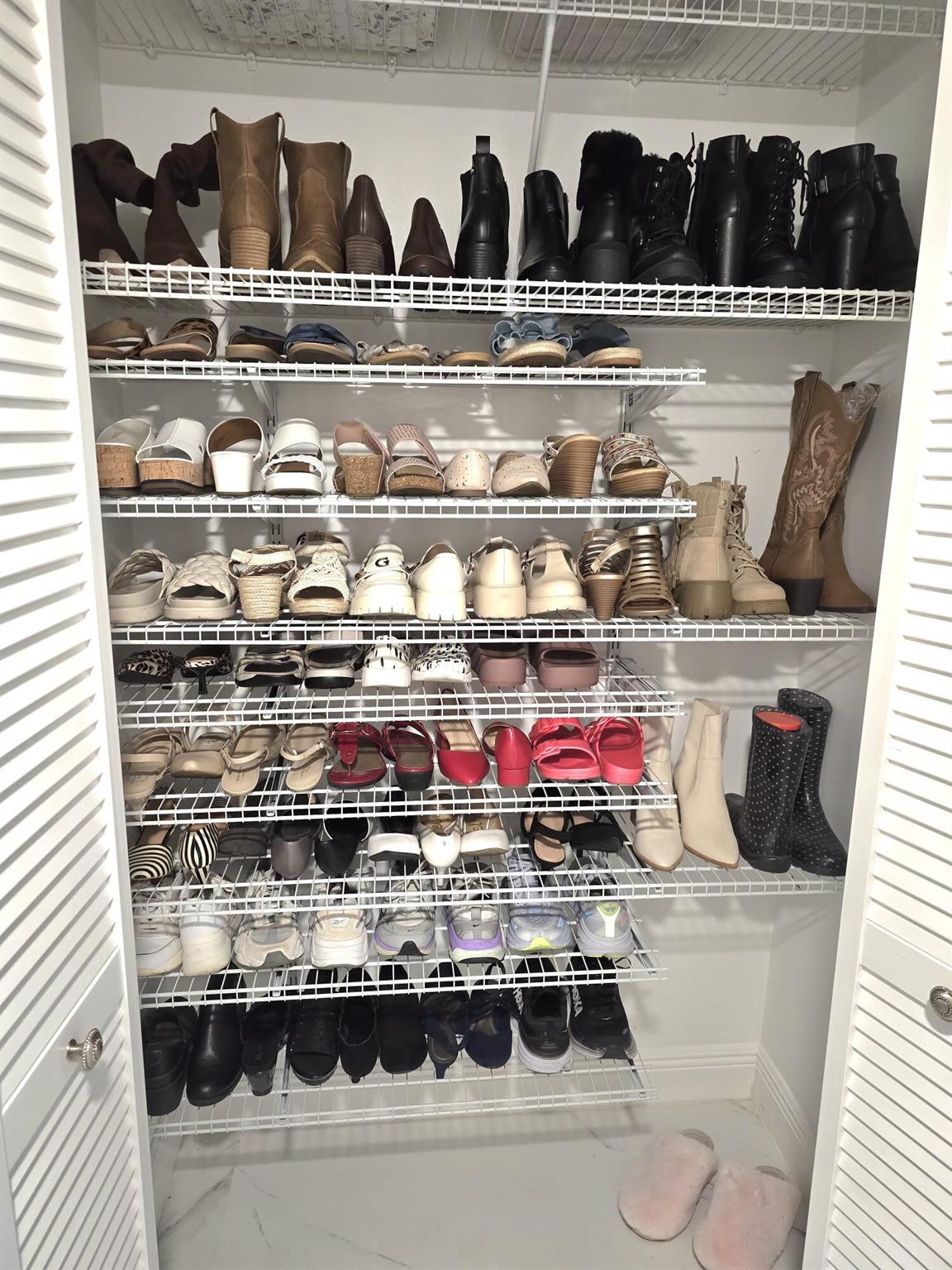 GREENBRIER CONDO - Residential