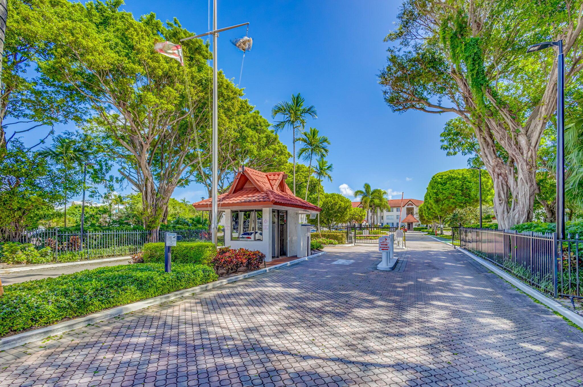 HALF MOON BAY CONDO - Residential