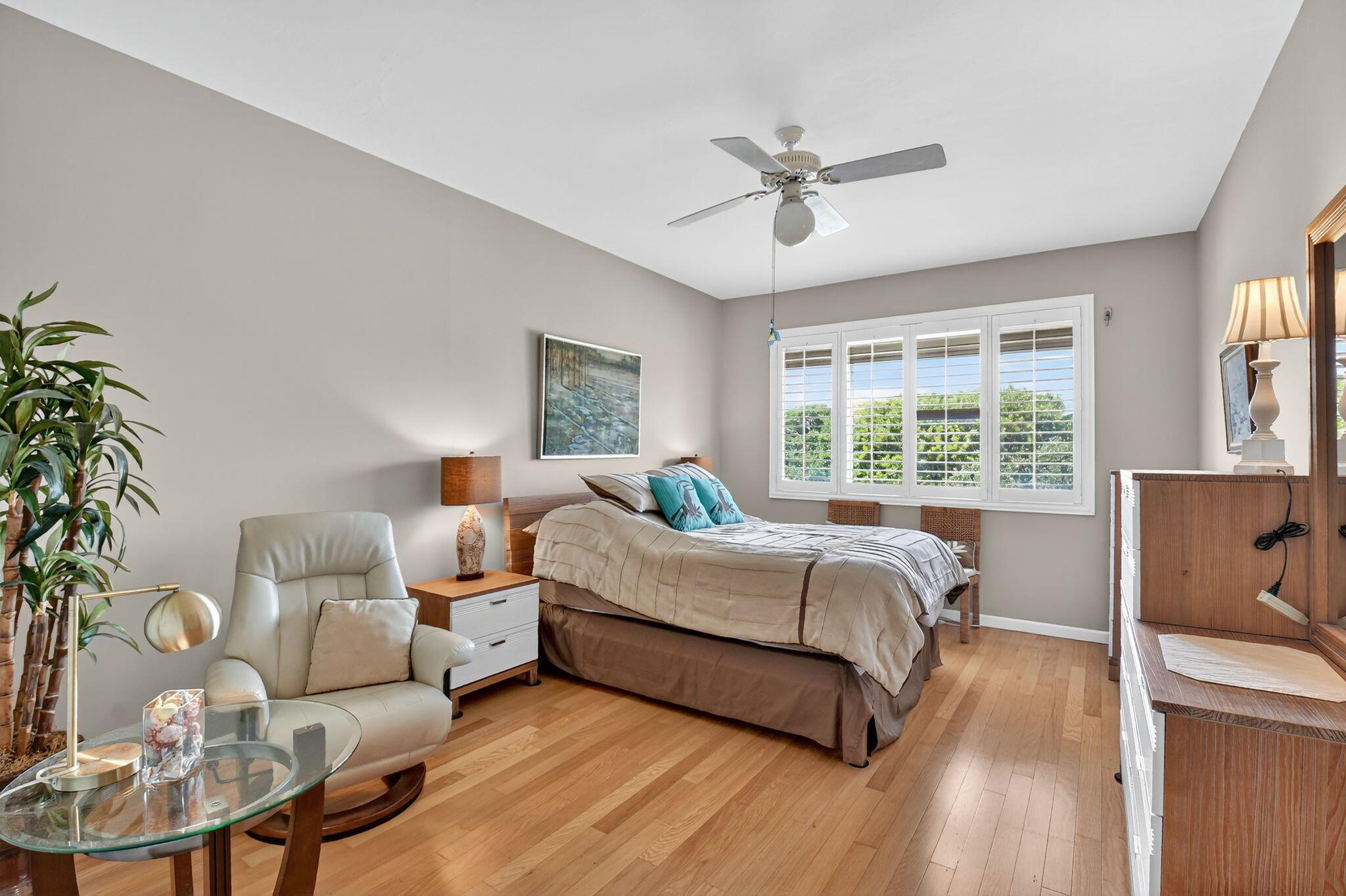 HALF MOON BAY CONDO - Residential