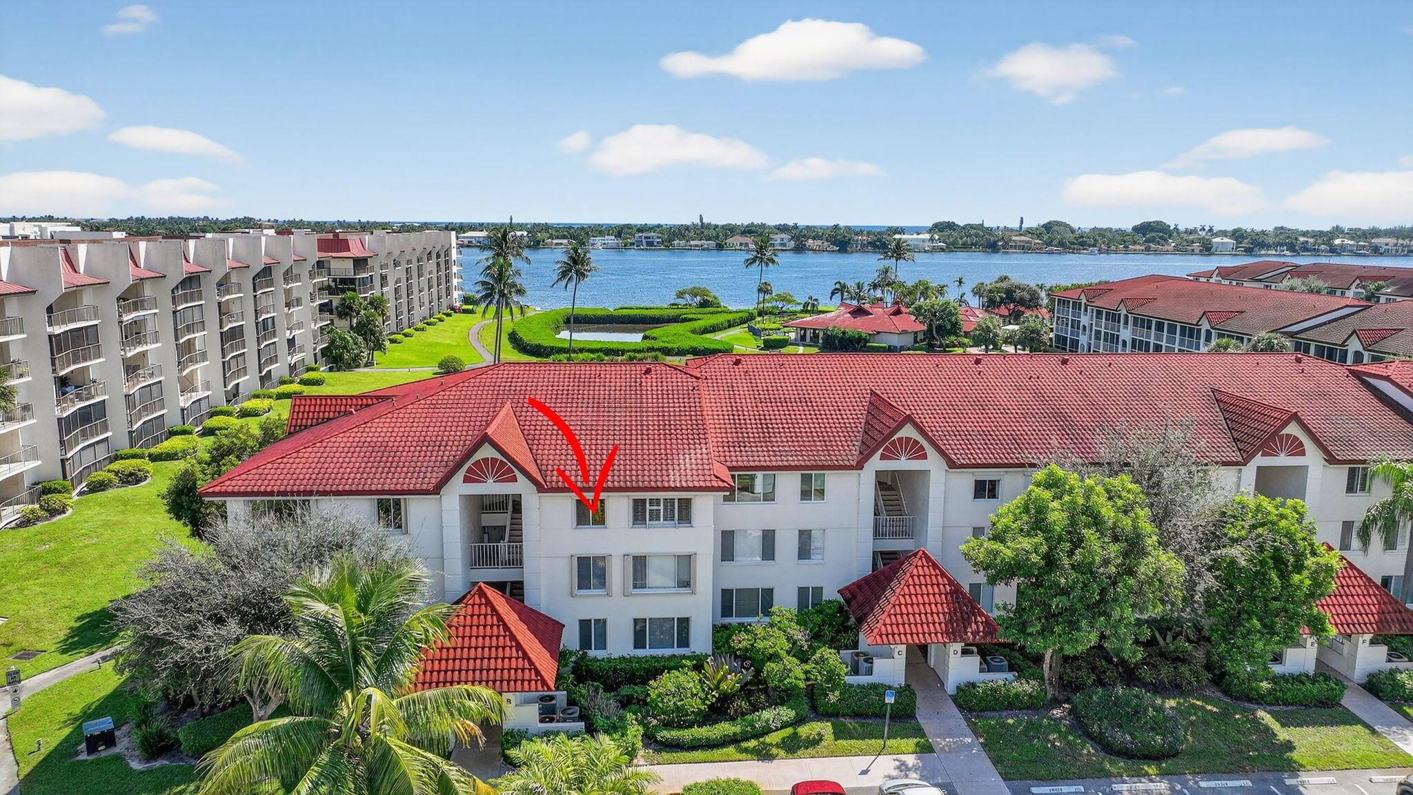 HALF MOON BAY CONDO - Residential