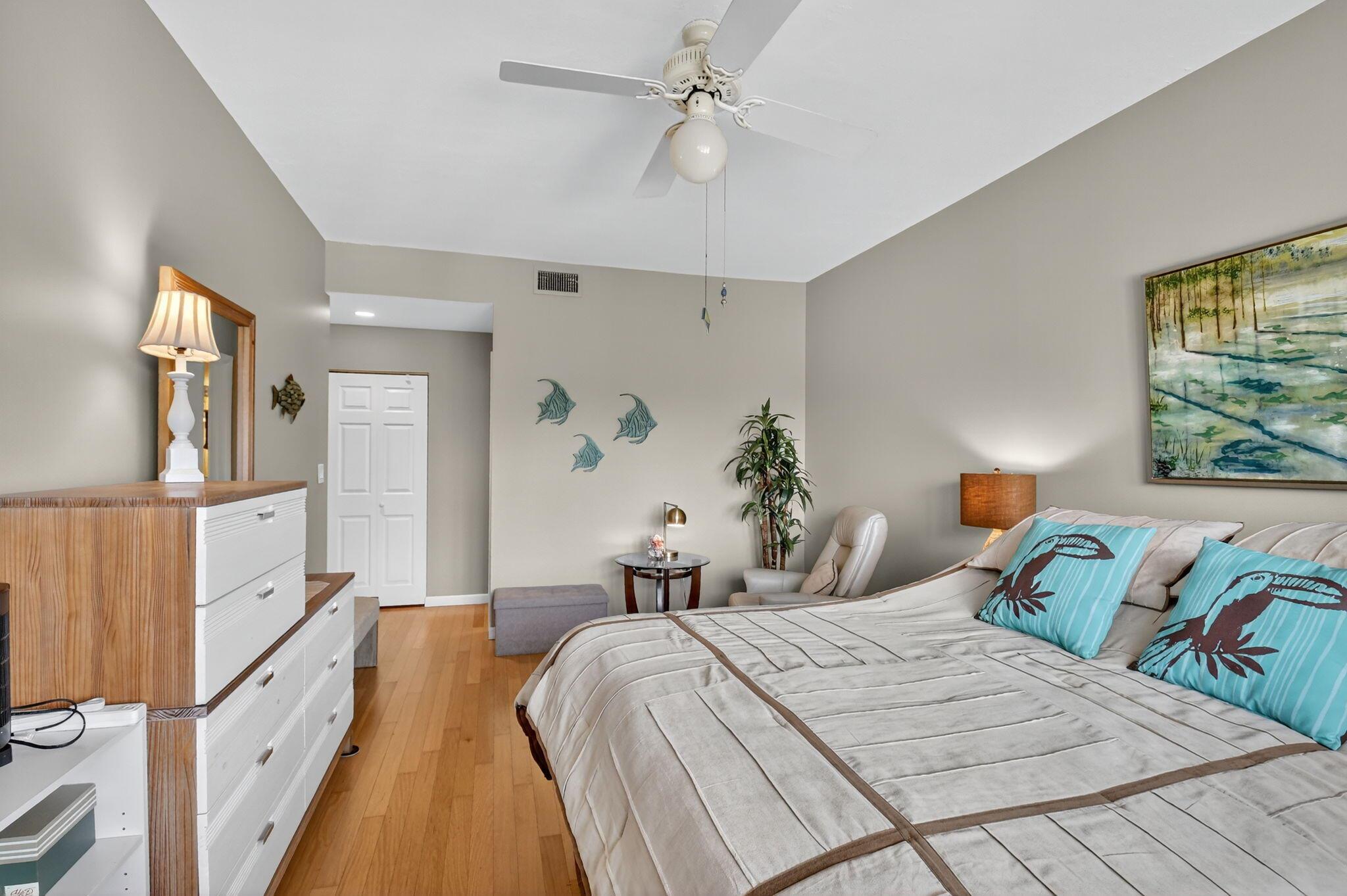 HALF MOON BAY CONDO - Residential