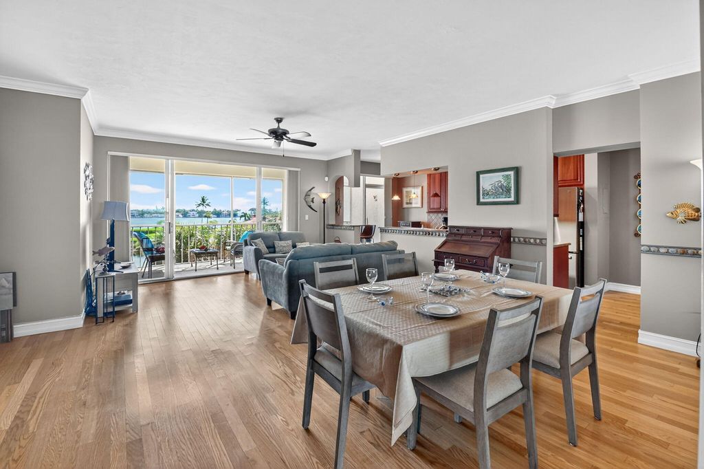 Photo of 102 Half Moon Circle #B3, Hypoluxo, FL 33462 (MLS # R11128506)