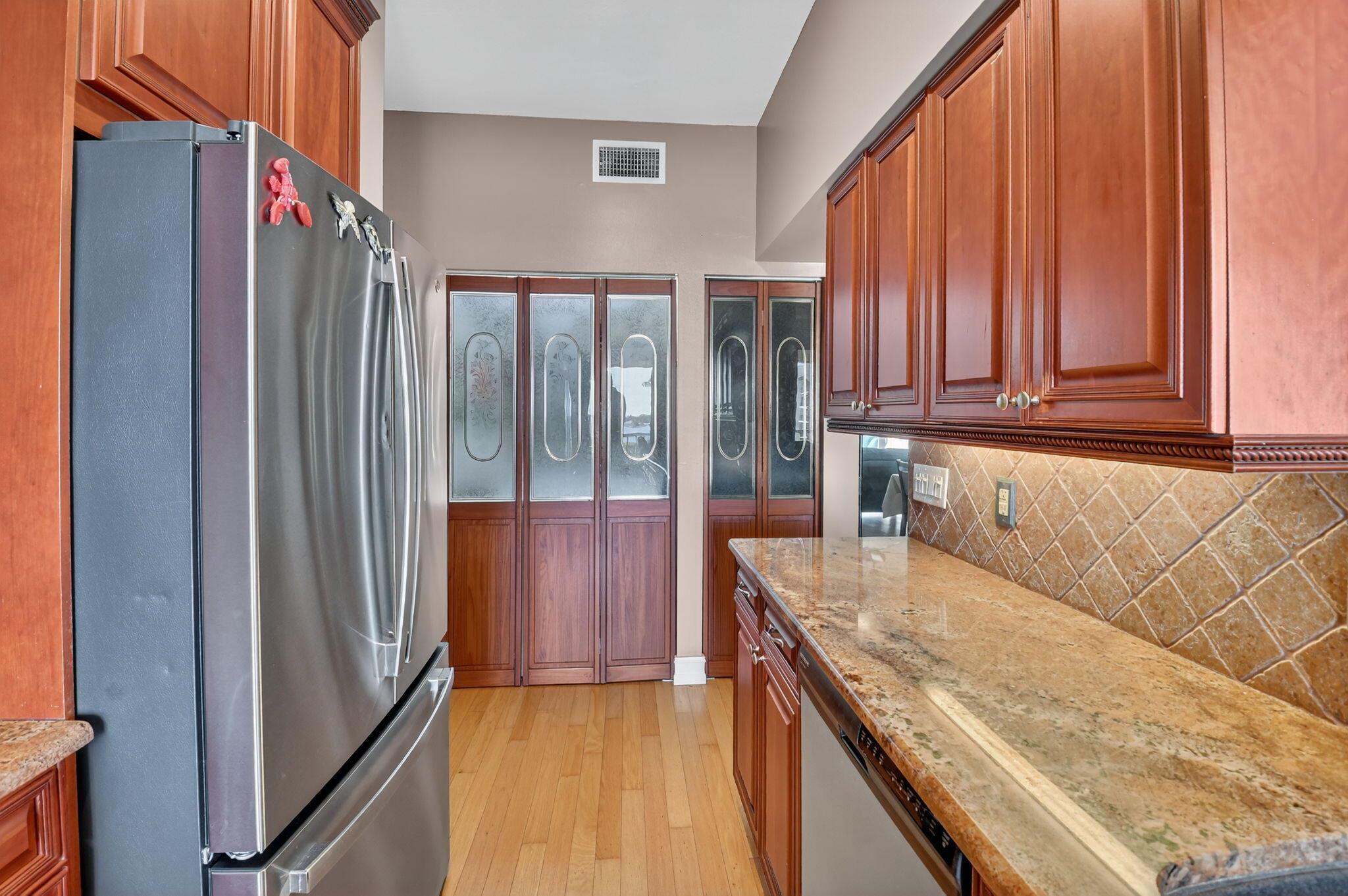 HALF MOON BAY CONDO - Residential