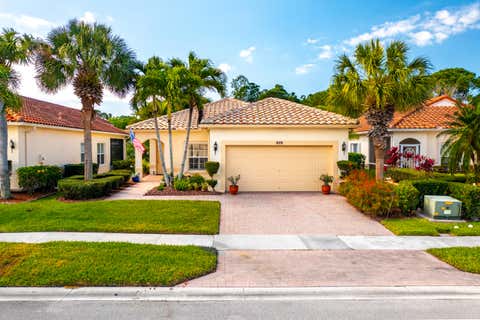 Featured picture for the property R10959687