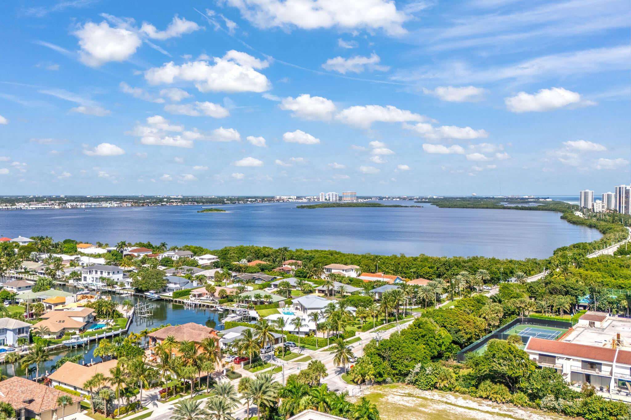 OASIS SINGER ISLAND CONDO - Residential