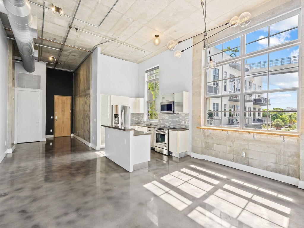 Photo of 434 NW 1 Avenue #305, Fort Lauderdale, FL 33301 (MLS # F10512454)