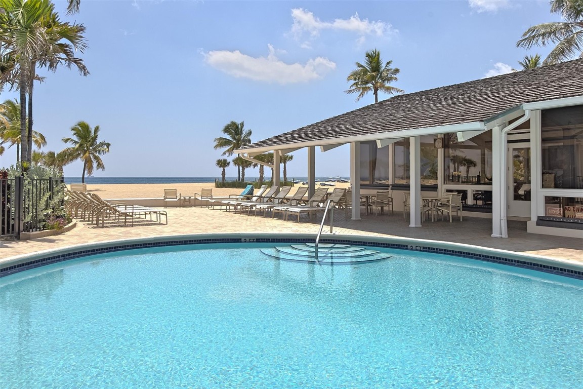 The Oceanage - Residential