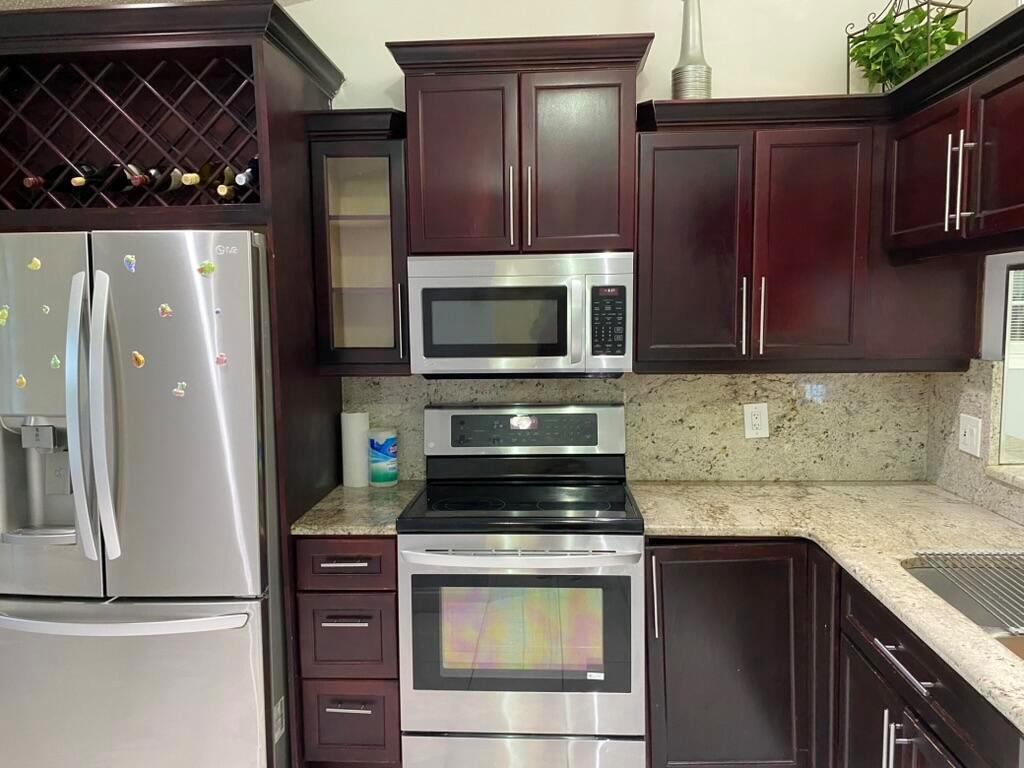 LUCERNE GREENS CONDO - Residential