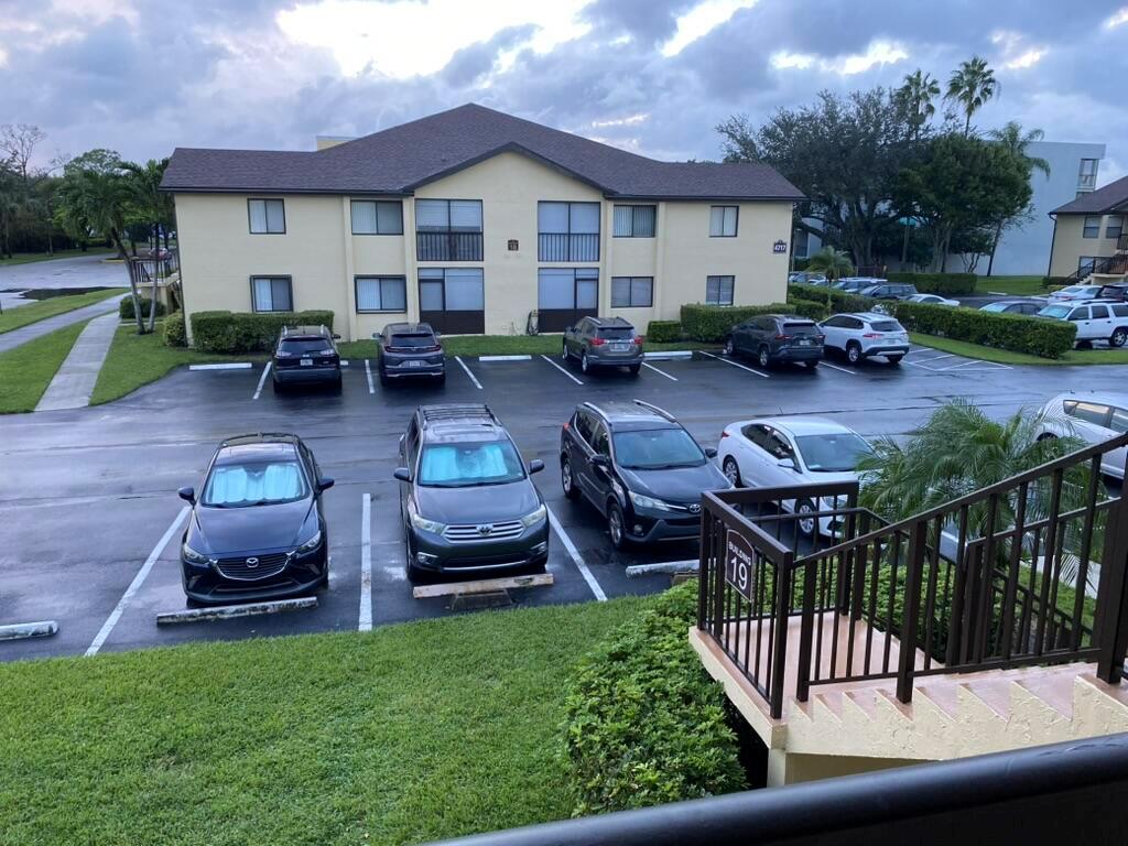 LUCERNE GREENS CONDO - Residential