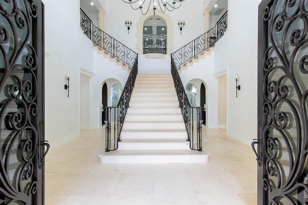 KENSINGTON - Residential