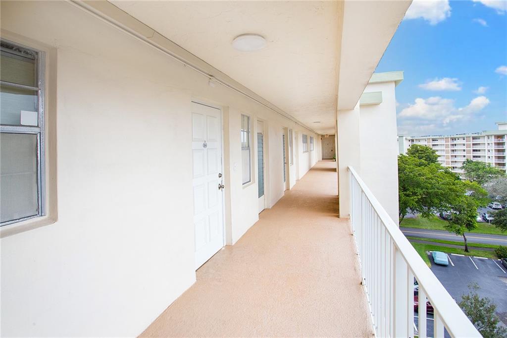 Palm Aire - Residential
