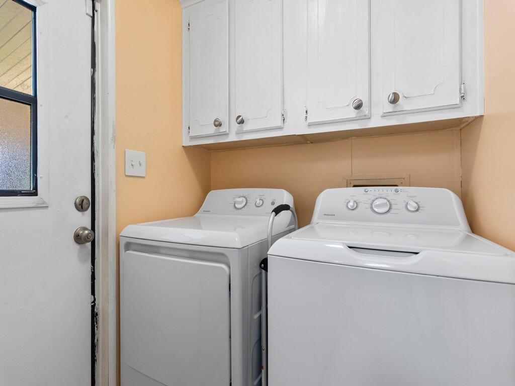 TROPICAL ISLES - Residential