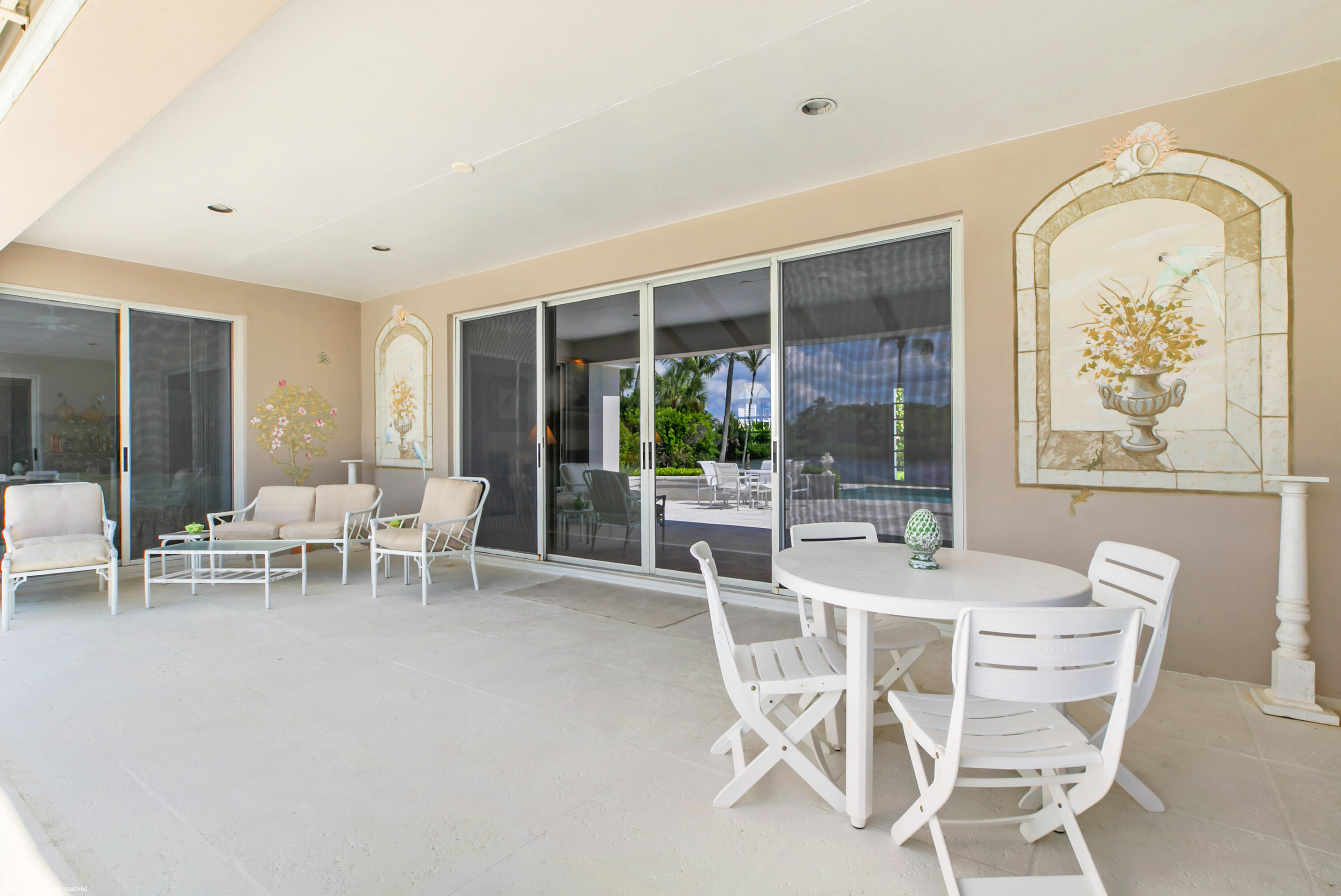 JUPITER ISLAND - Residential