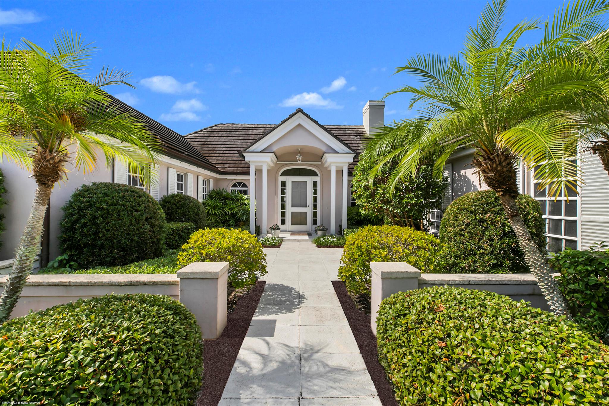 JUPITER ISLAND - Residential