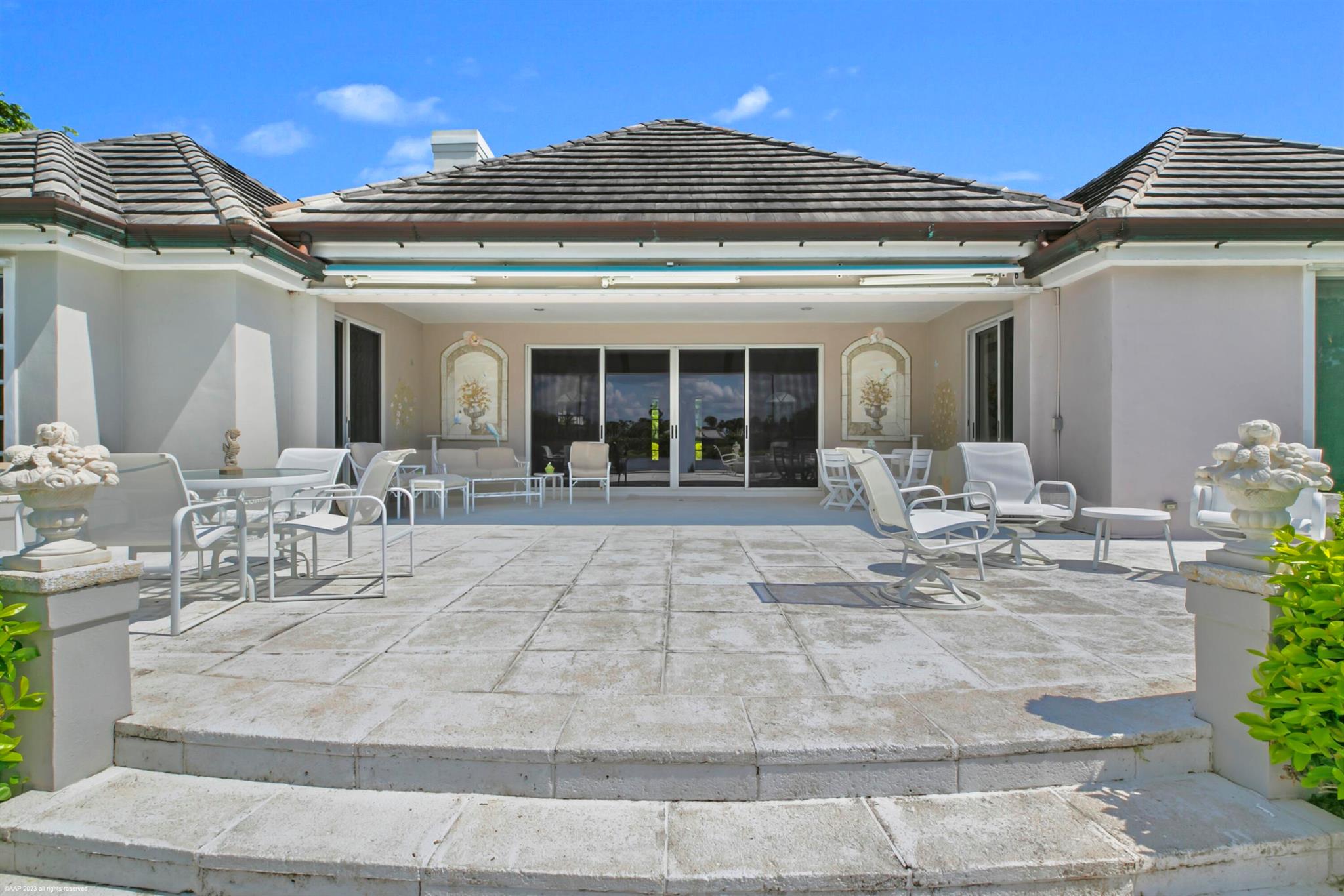 JUPITER ISLAND - Residential