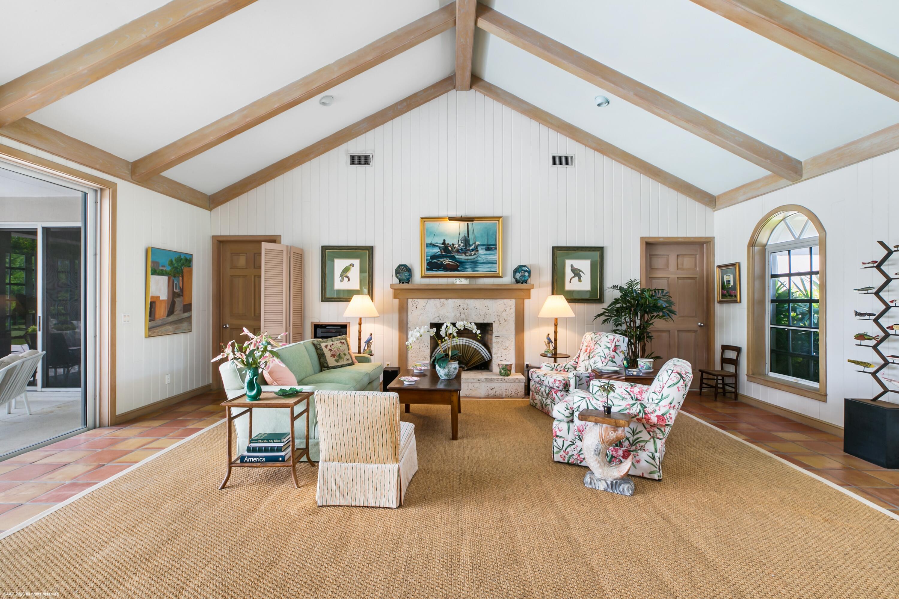 JUPITER ISLAND - Residential