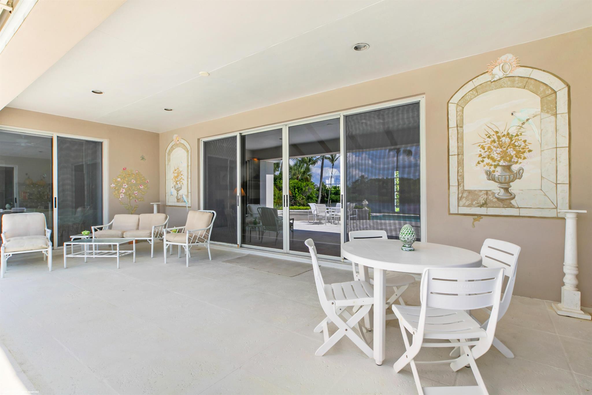 JUPITER ISLAND - Residential